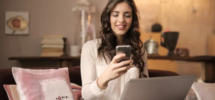 6 conundrums of online dating with a mental health diagnosis